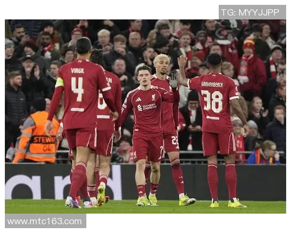 中超热战：利物浦狂胜尤文图斯四球绝杀引发转会风波